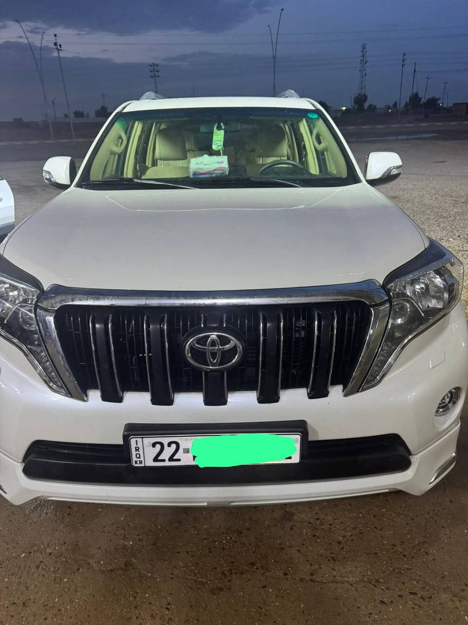 2017 فول مواصفات من شركة ساس
كشن كهربائي تبريد 3قطع 
6سلندر
ماشية 56000 الف كيلو متر 
بزاز امامي للاستفسار والتواصل على الرقم 
*********** أربيل, العراق
