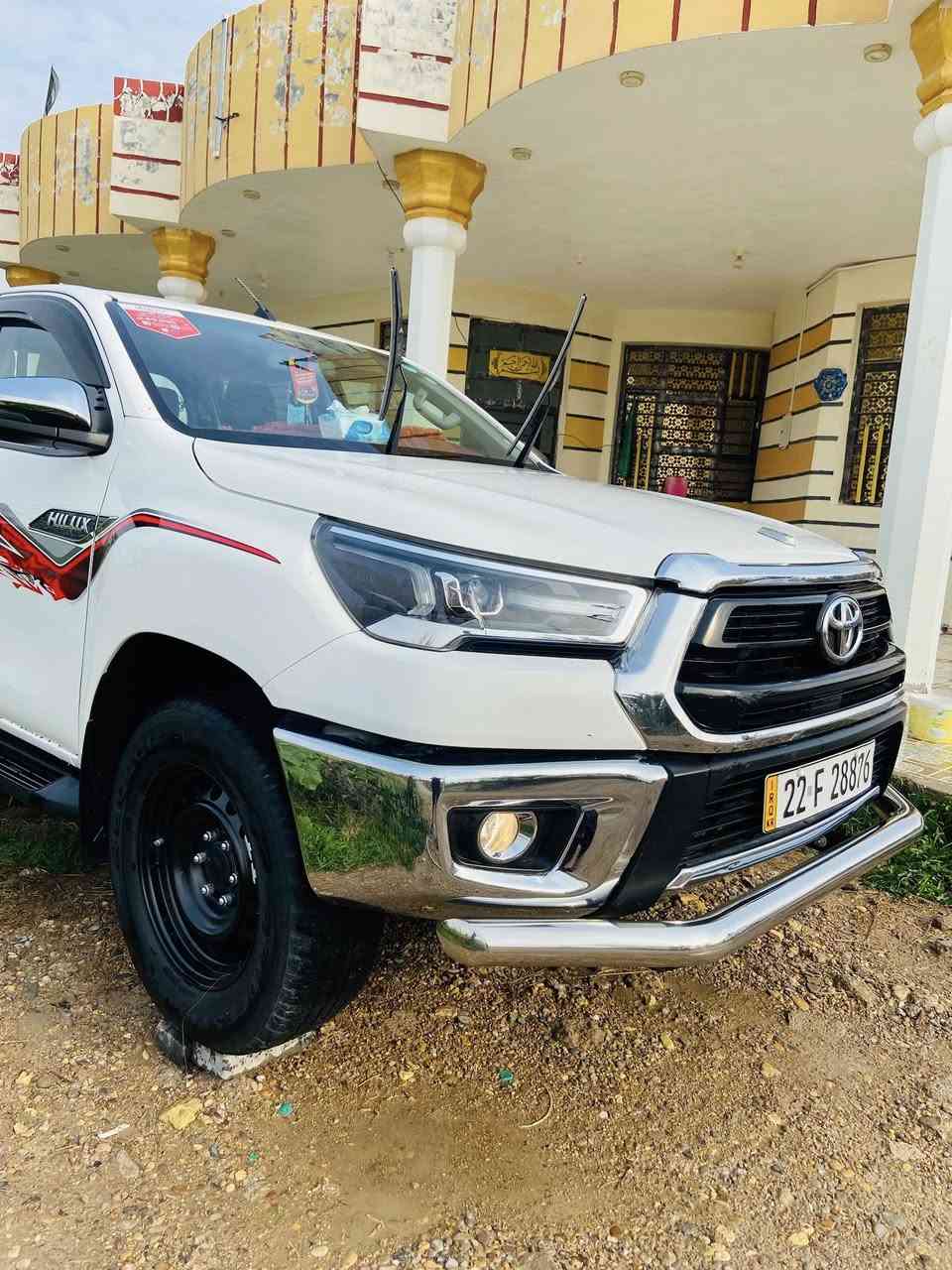 للبيع هايلوكس فورويل 2024 كير عادي كفاله عامه من الصبغ والتبديل بيها شبر بارد يم قبق البانزين فقط  سياره جديده ونضيفه استخدام شخصي ماشيه 48 الف دوشمه كامله فول مواصفات تبريد قطعتين رقم أربيل دولي الجديد باسم كردي تريد وكاله تريد تحويل سياره جديده وجاهزه على وضع الشركه مال جناي المكان واسط الزبيديه للاستفسار ***********
