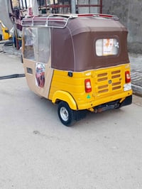 تك تك للبيع 2020 رقم وسنويه بسمي 4.500 مستعجل ‎0774 491 4954