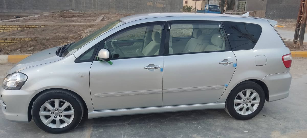 السلام عليكم سياره ابصم للبيع موديل2005 رقم نكليزي تحويل مباشر مشروع وطني رقم بصره مكفوله كفاله عامه ماعده صبغ باب السايق والجاملغ الخلفي اثر شخوط مكينه كير شرط الفحص كرستال اصل المكان ناصريه  رقم الموبايل ***********  السعر 118 وبيه مجال الموشراي لايتعبني
