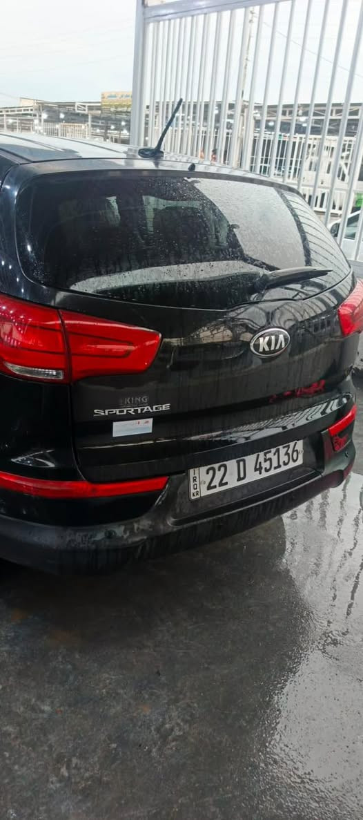 السلام عليكم للبيع كيا سبورتج موديل ٢٠١٦  وارد امريكي حادث قطعتين بدون دواخل رقم اربيل بسمي سيارة جديدة كير مكينة تبريد مكفولات السعر 112وبيهة مجال مكاني بغداد ***********
