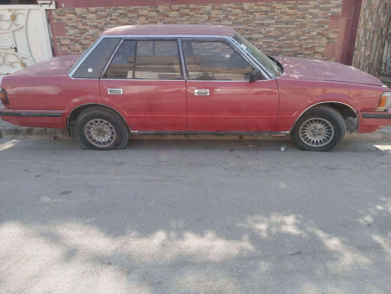 سلام عليكم سوبر موديل 85عضمته سياره بلاديه رقم بغداد نكليزي بسمي مكينه وكير بلاديات مالته شغله سياره وين ماتريد سعر35 تصال استفسار على رقم ***********
