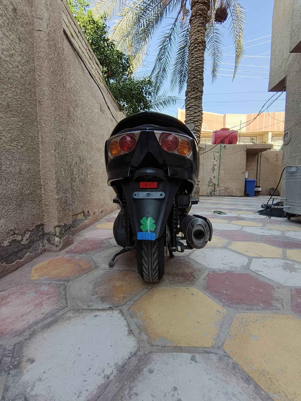 صفر 10 الدراجه كفاله من كلشي محرك كلج كير الدراجه كلش جديده بيها صبغ بس المثلث فقط
بيها سستم صوت 
ماشيه ٥٦
فئه s7
المنفيس موجود 
محرك كفاله 
تايرات جدد 
بانزين كله محسن 
كهبربائيات كلها شغاله 
الدراجه مابيها برغي نقص 
ولا مفتوح منها برغي 🔩
السعر ١٦ وبيها مجال بسيط للشراي اخوان الموشراي لا يتعبني كلشي اكو بلسوك 
مكاني بغداد مقابيل مرور الحسينيه


**إذا كنت صاحب هذا الإعلان وتريد حذفه لأي سبب، رجاءا أرسل رسالة إلى الدعم الفني**