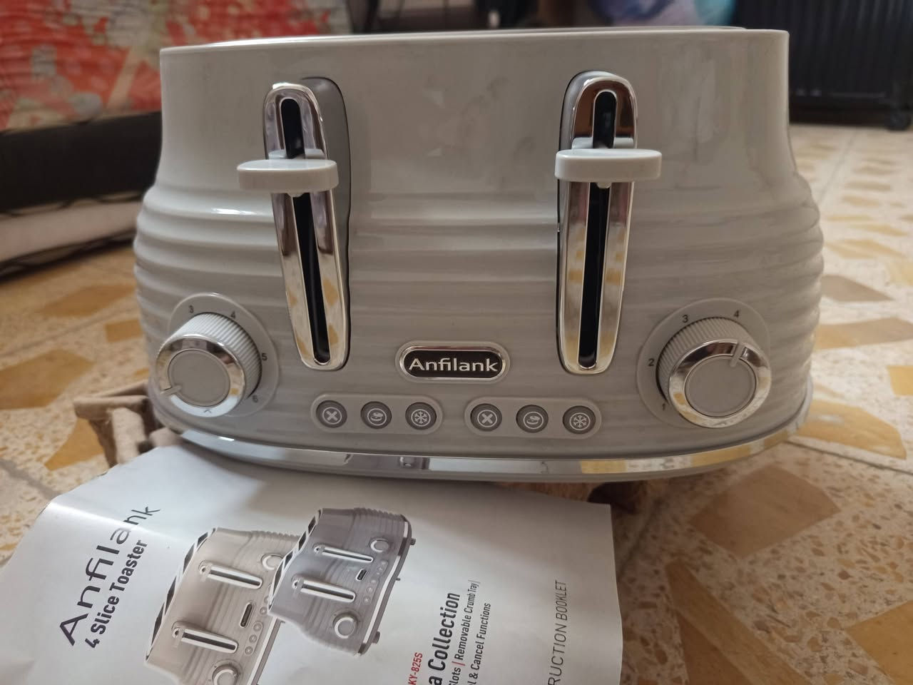 جهاز توست ماركه عالميه الجهاز جديد مامفتوح من الكارتون. 4خانات
السعر 40 الف وبي مجال قليل 

العنوان بابل ***********
