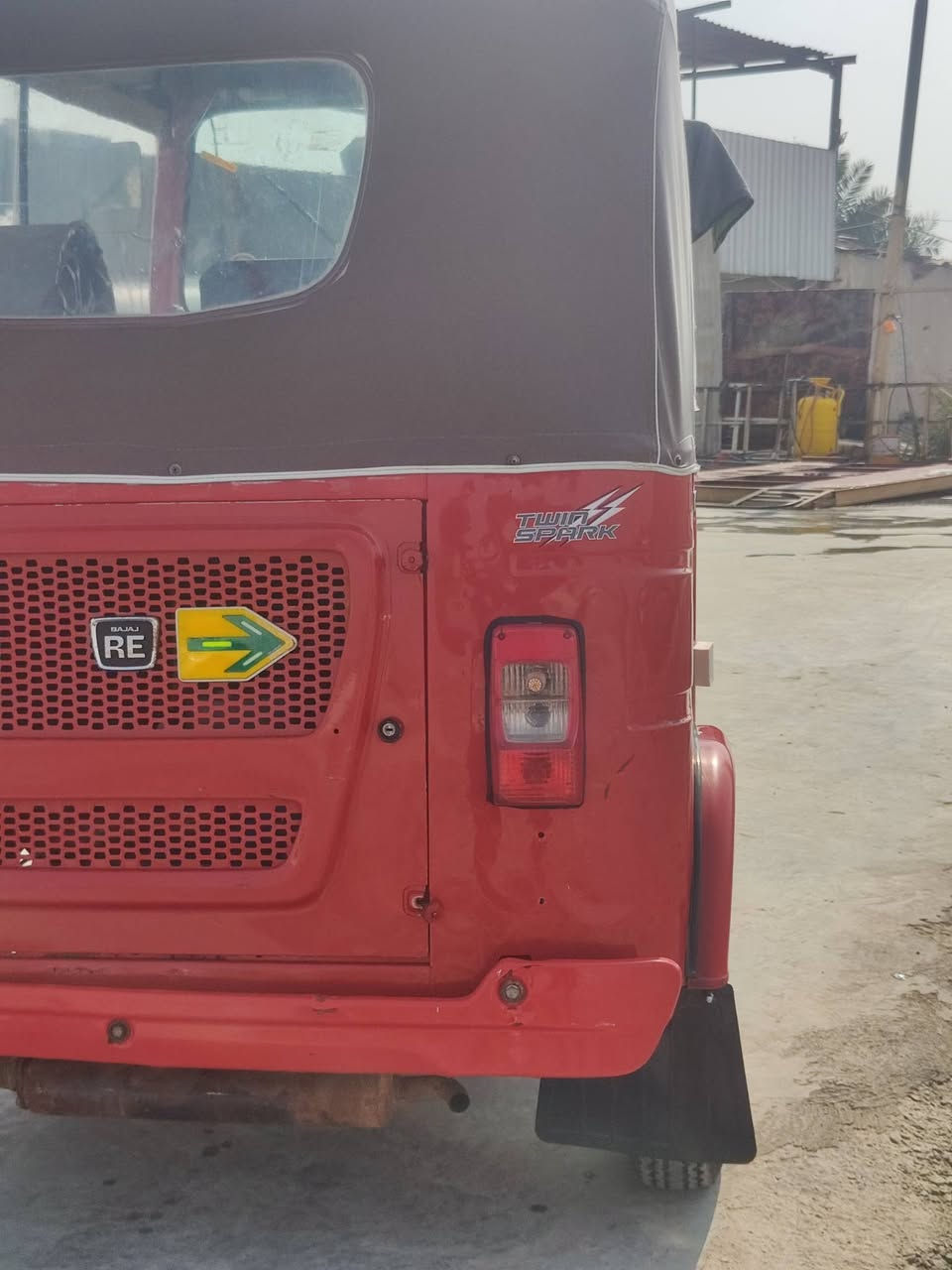 تكتك لبيع موديل 2021 سعر 7 بيها مجال مامرقم اوراق كامله العنوان فلكه المدائن التأميم رقم ***********
