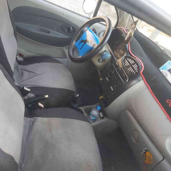 السلام عليكم للبيع
سياره كيو كيو 
موديل 2012 سياره نظيفه سنويه جديده
2029 سياره باسمي ماكينه وكير شرط
ماكينه لا صرف لا نفخ ماكينه جديده صدر
امامي وخلفي جديد مبدل جملغ اليمين
كربون بنزين شرط التحويل سعر  35 وبها مجال 
للطيبين ***********  ***********
