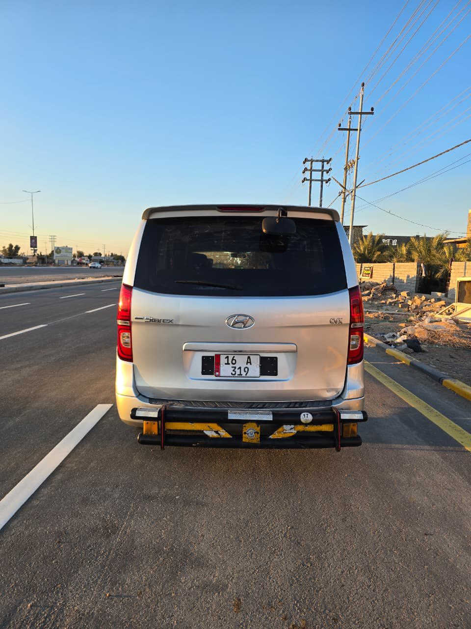 ستاركس موديل 2008 اصل
محدثة فقط شكل ب اسمي مداور ثاني يوم 
 مكاني نجف حيدريه 
السياره جاهزه من كلشي مكينة جديده
تحديث دواخل شاشة تبريد لمس ويل VIP 
بيها رشات جماليه فقط بدون ضربه 
مصفره هيئه وضريبه وغرامات 
***********
