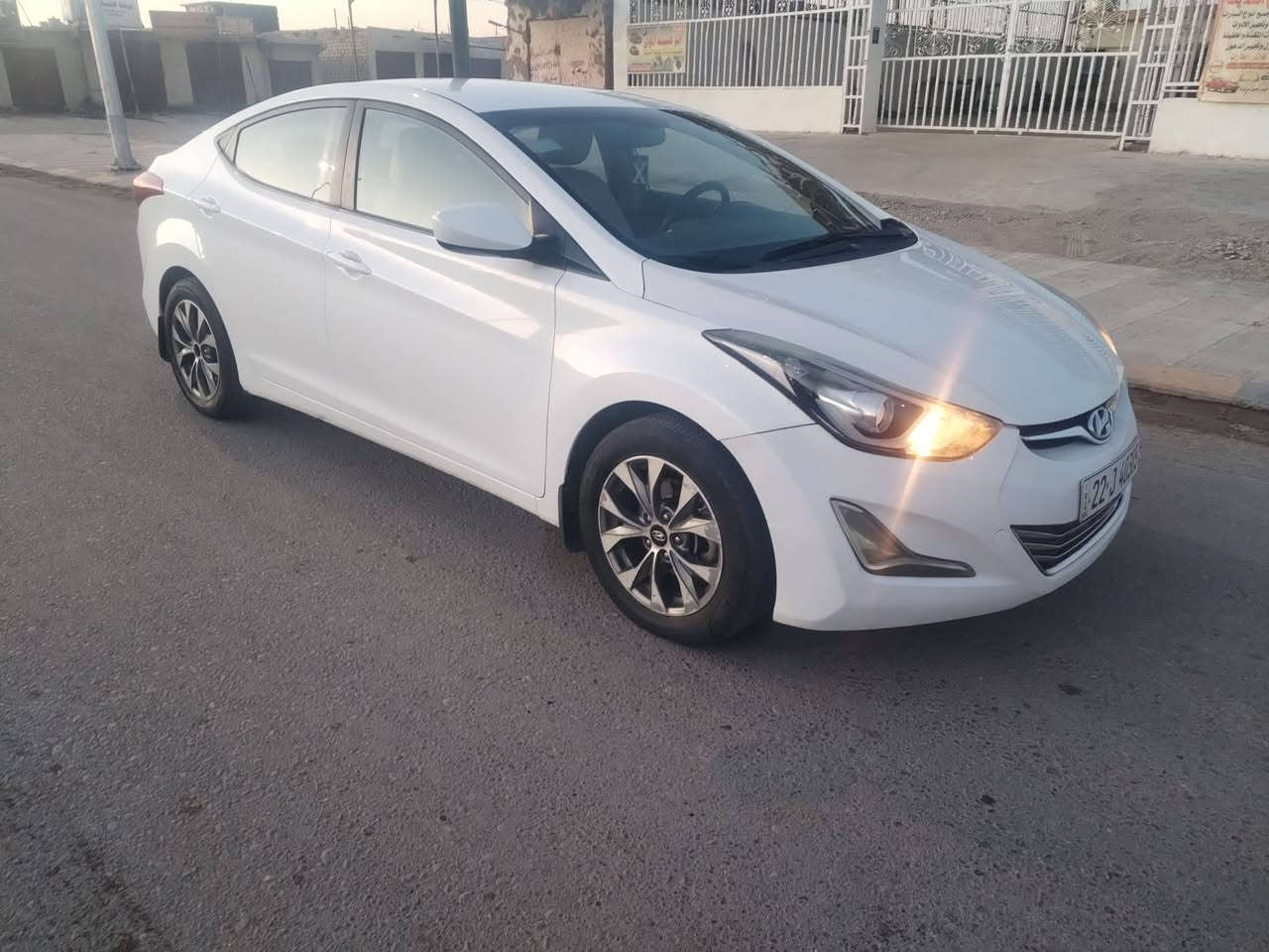 السلام عليكم
النترا 2016 للبيع سيارة مكفوله كفاله عامه عدا البنيد مبدل بدون دواخل رقم اربيل بسمي سنوية 2028 
صدر امامي خلفي تخم تاير 
السعر 128 وبيه مجال 
المكان ديالى طريق دلى عباس سراجق 
الاستفسار ***********
***********
