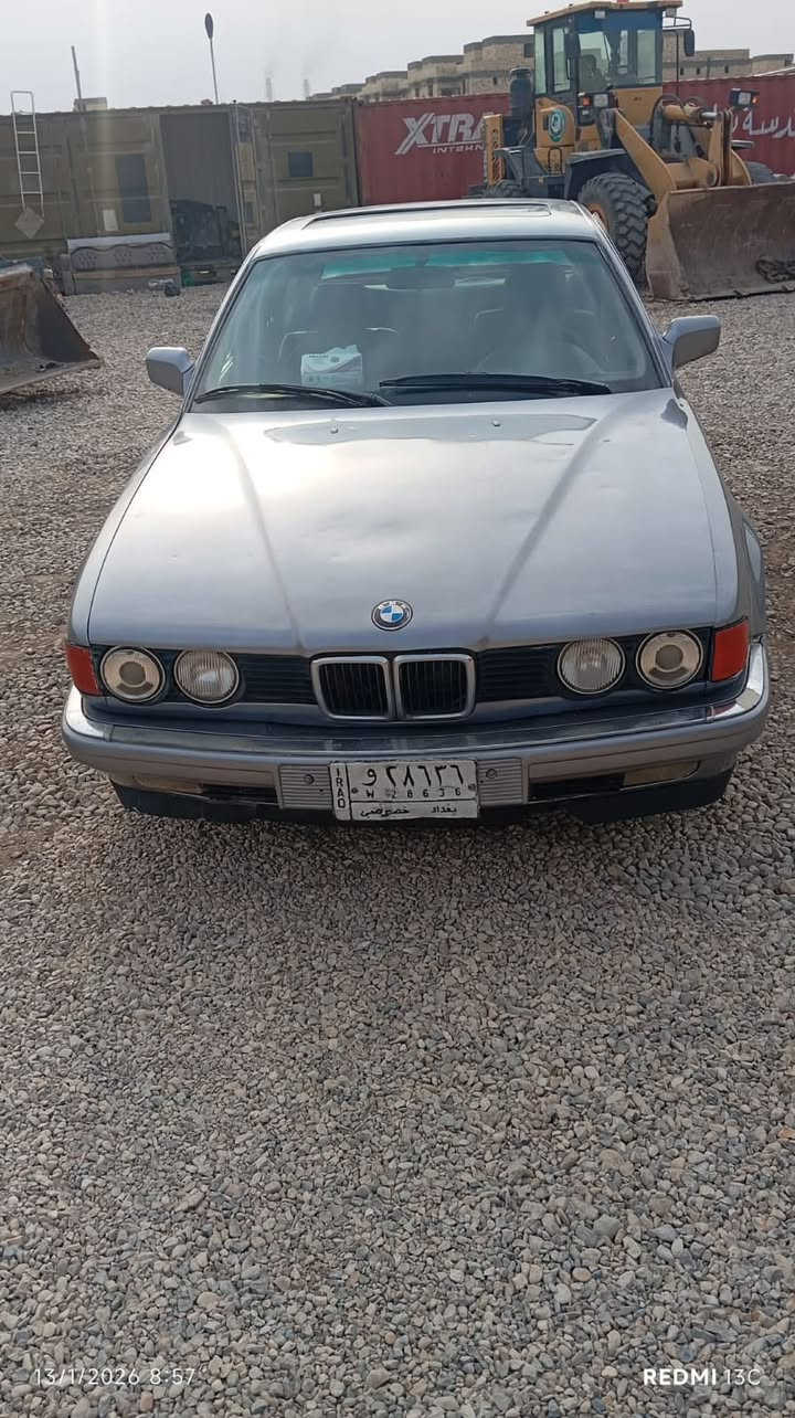 يا الله سلام عليكم للبيع بي ام دبليو 730 سياره حلوه خير من الله مكينه بلاديه حداديه كير مكينه فول رقم الماني جاهزه سياره  سعر 37 بيه مجال قليل 
للستفسار ‭ ‬
‭0780 766 6383
