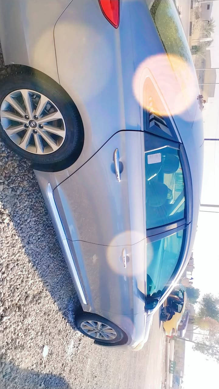 سلام عليكم  سوناته الفين 16 فوال واحد عل وحد المتد  حدثه اباب الخلفي بدل شركه شويه صبقات بل هلال خلفي ( مريكي  سياره كلش حلوه  سعر خاص ***********
