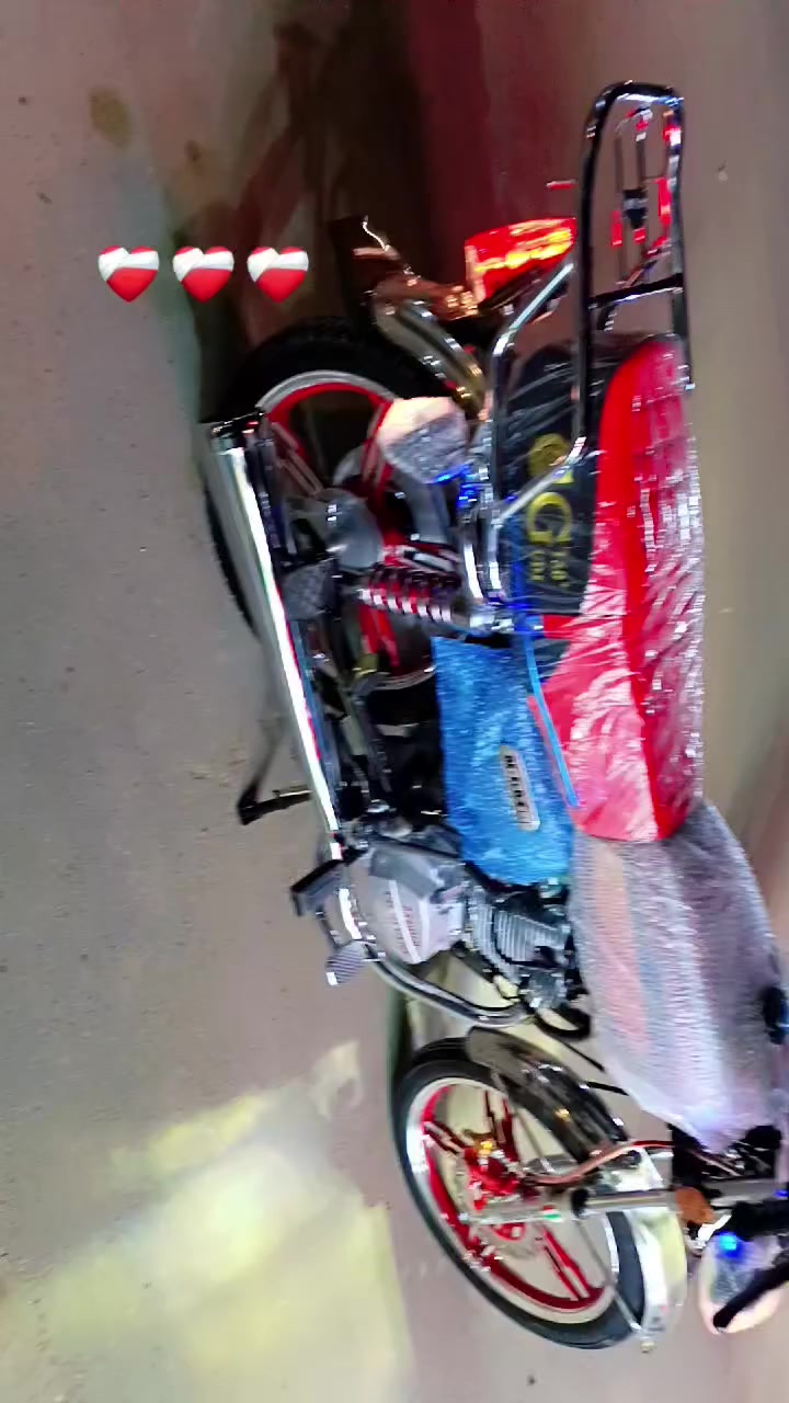 السلام عليكم دراجه للبيع 5 كير ماشيه 9 الاف فقط 
تشغيل عن بعد بصمه قفل تاير حساس عن السرقه على وضع الشركه برقي واحد ما مبدل السعر انتصل او مراسله واتساب وبيك خير ودلل ***********
