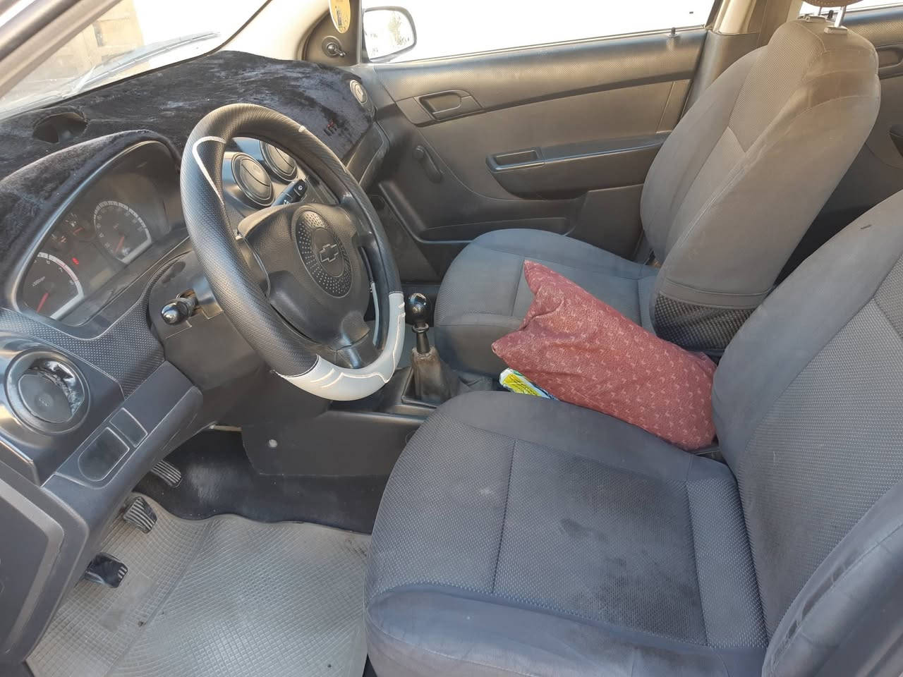 سلام عليكم افيو ٢٠٠٧ وارد حادثه جاملع أمامي فقط بدون دواخل فول عادي كير عادي مكينه جديده كير كفاله حداديه تمام كهربائيات كله شغاله تخم تاير تدفئة شغاله تبريد مااعرف شبي مرشوشه جماليه بدون ضربه حزام رقم كربلاء بسمنه سنويه لل٣٢ مكان السياره كربلاء حي الإطارات السعر ٥٠ وبيه مجال سياره جاهزه من كلشي وجديده إتصل عل رقم ***********
