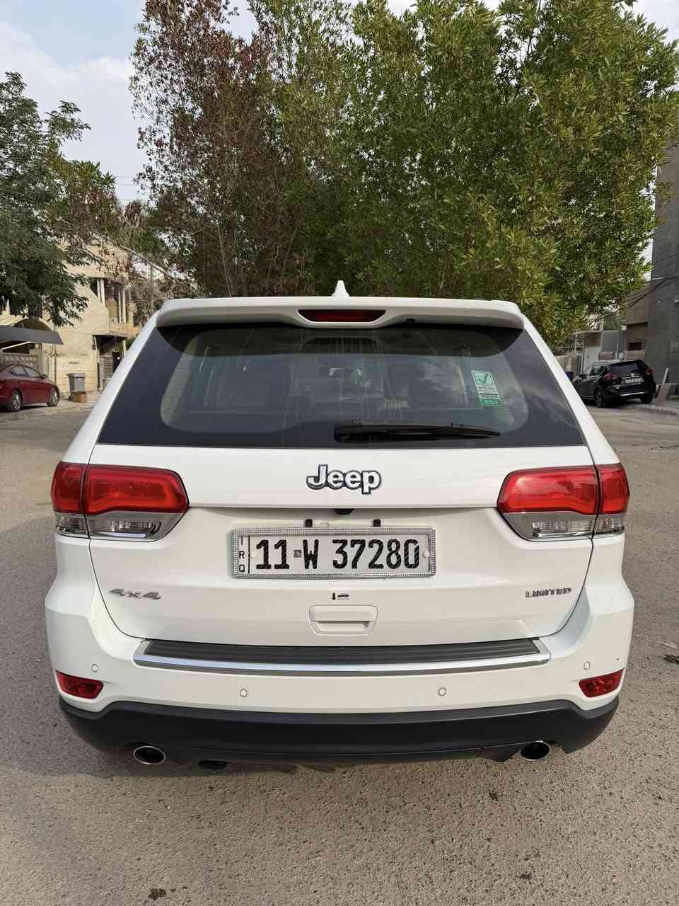 يسم الله توكلنا على الله
جيب  لمتتد بلاس خليجي 2018 كفاله عامه بغداد

سياره جديده جداً وعليه ادامه كامله  تخم تاير  جديد من زيوت وفلاتر وماء راديتر الى.. ربع متصرف عليه
مواصفات( بصمه ،بنراما،٣ شاشات، داخل جلد بيج،كشنات كهرباء، سستم صوت+دمام بلصندوك مري شفط وباقي مواصفات الجيب المعروفه
سياره مكانه بغداد الكرخ

مهند عبدالله
***********
