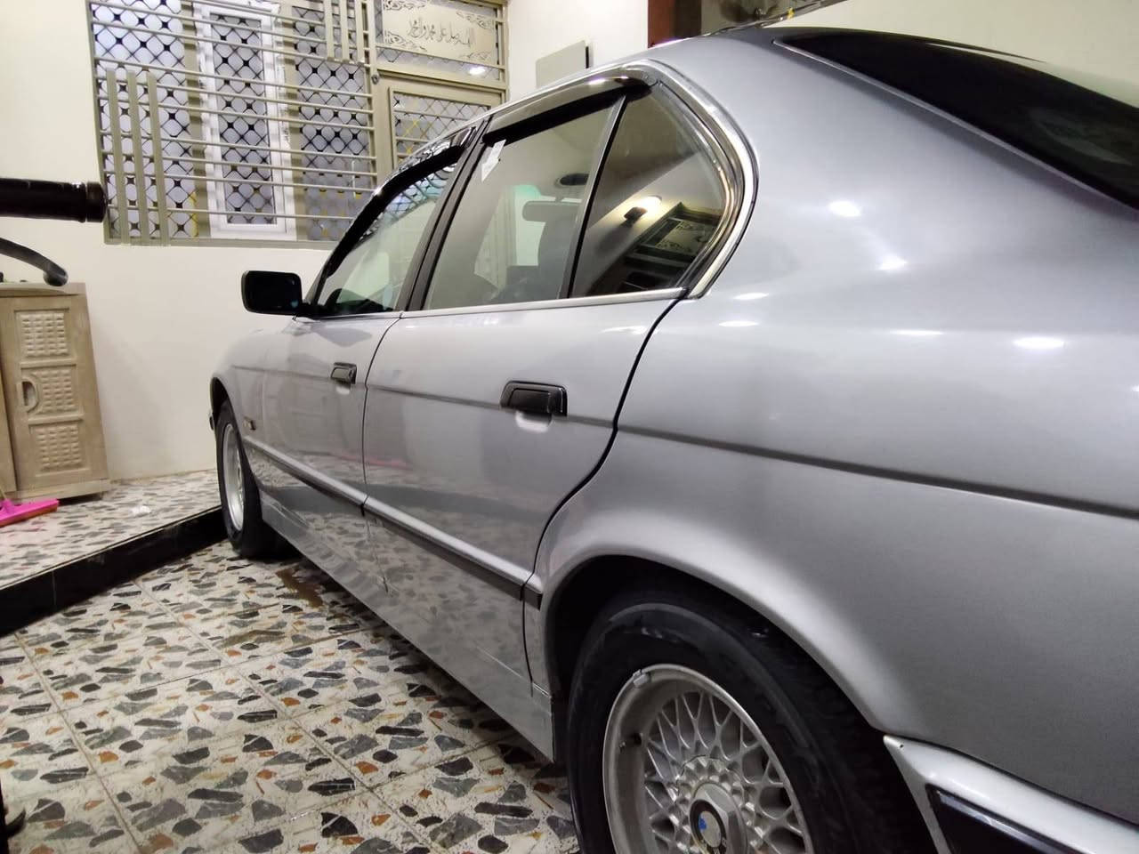 للاستفسار عل الرقم ***********
