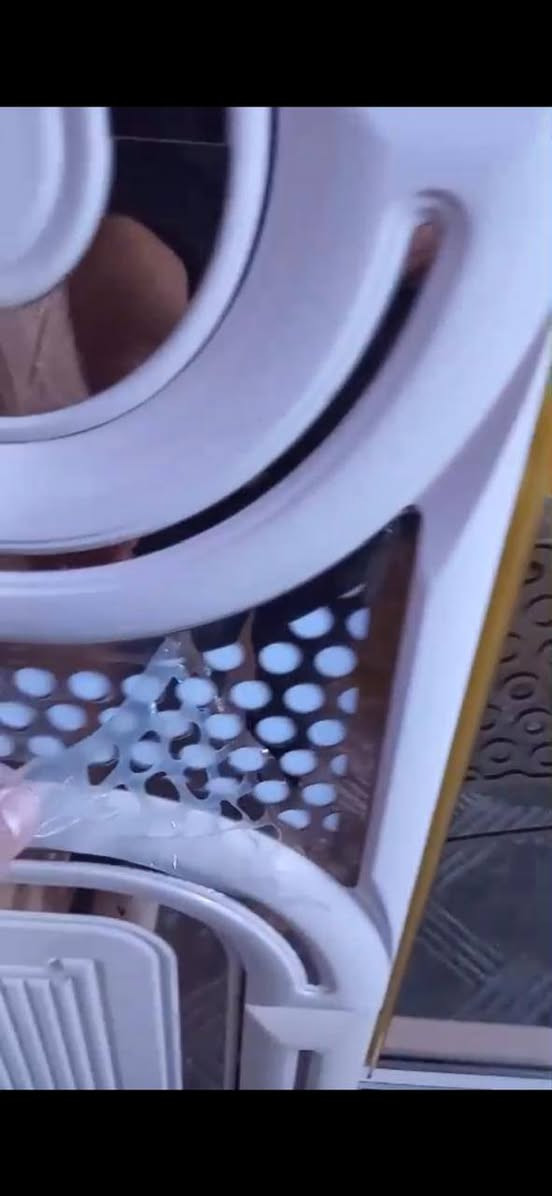 اثاث منزلي للبيع بحالة جيدة
غرفة نوم تركية ٧ قطع بحالة ممتازة السعر ٩٠٠ الف 
الاتصال بمسج على وتساب 
  .***********
