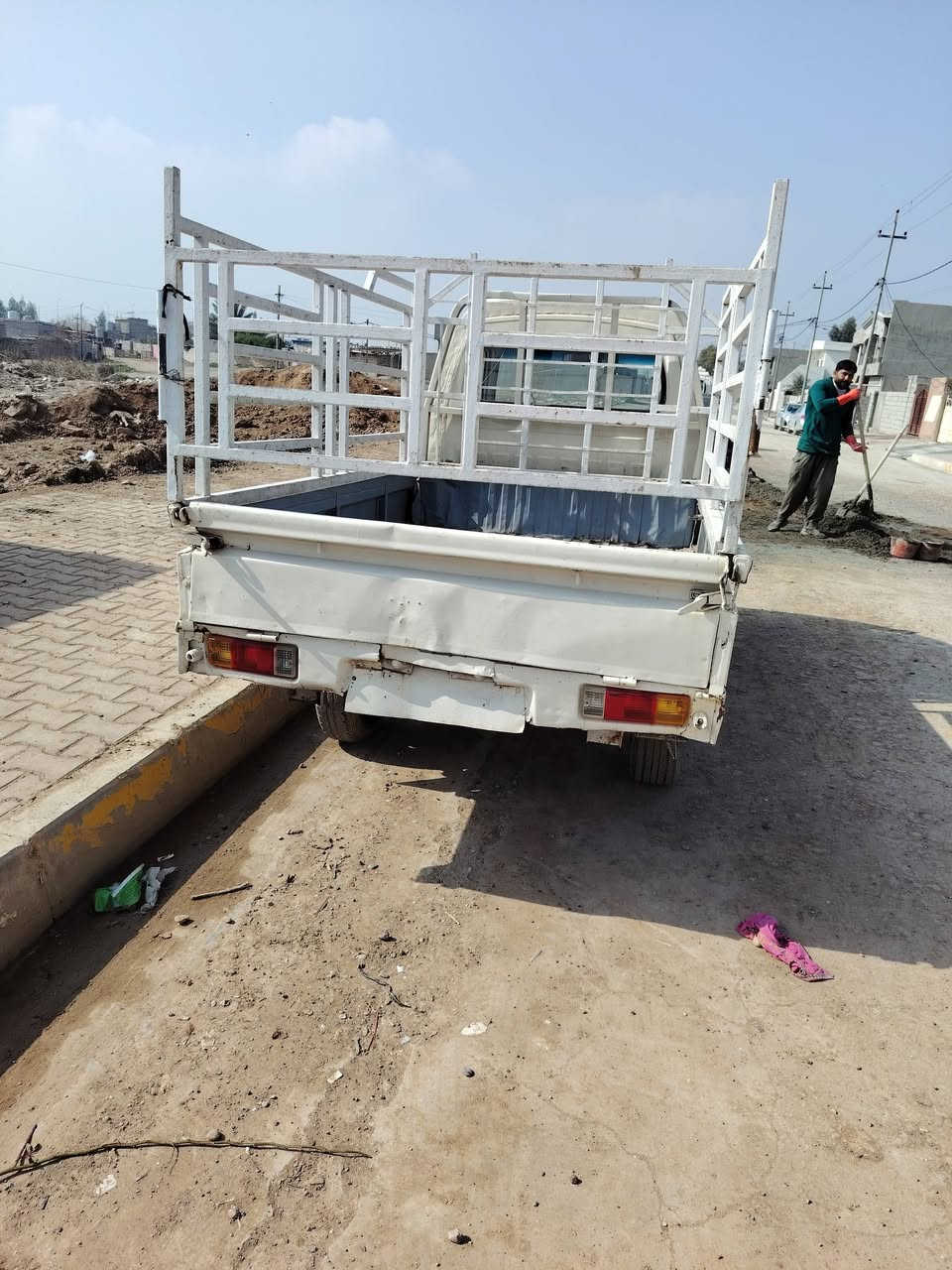 *********** موديل 2006 سعر 10
