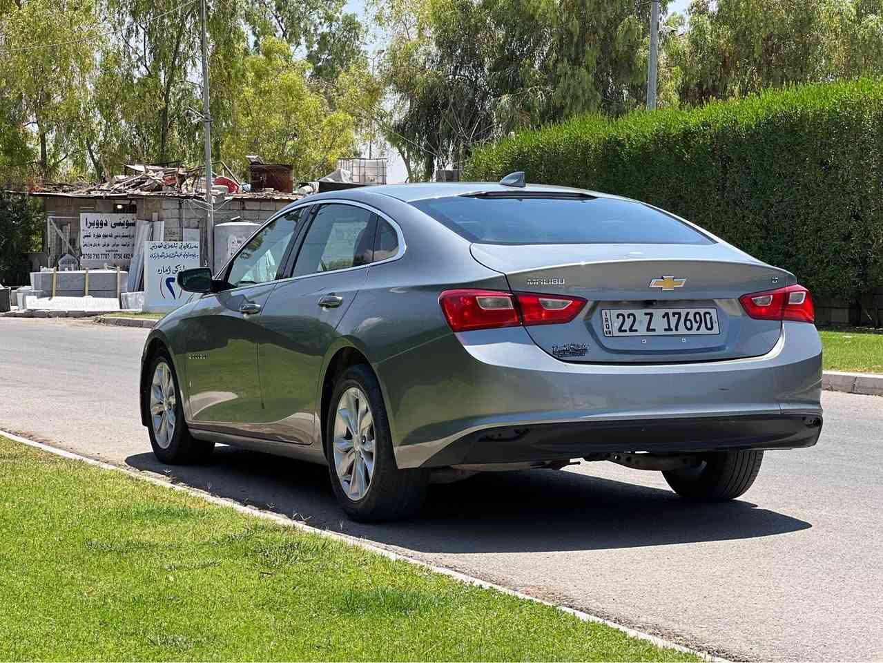 بسم الله الرحمن الرحيم 🤲
ماليبو 2023 LT1🫡
سعر (105$) مجال قليل 
ماشية 60 الف ميل 
ارباك ستيرن طاك مرجع سستم ارباك دشبول ماطاك بشرط💯
بيها بونيد وجاملغ يمين و جاملغ يسار 
وبيها شوي ملاحضات
مواصفات 👇🔻
1-كشن هيتر💺
2-كشن كهربائي 💺
3-رادار و خط مسار الشارع 🚧
4-شاشة ايباد 🖥️
5-كامرا دوارة 🎥
6-عداد مصافات 41الف ميل 💯
7-بلاجكتور LED🔦
8-بسمة و تشغيل عن بعد 🫆
9-شاشة كاربلي +بلوتوث🖥️
10-ويل كبير 👌
عنوان معارض اربيل فرع الشحن 
*********** كورك و واتساب 📲
*********** اسيا أربيل, العراق
