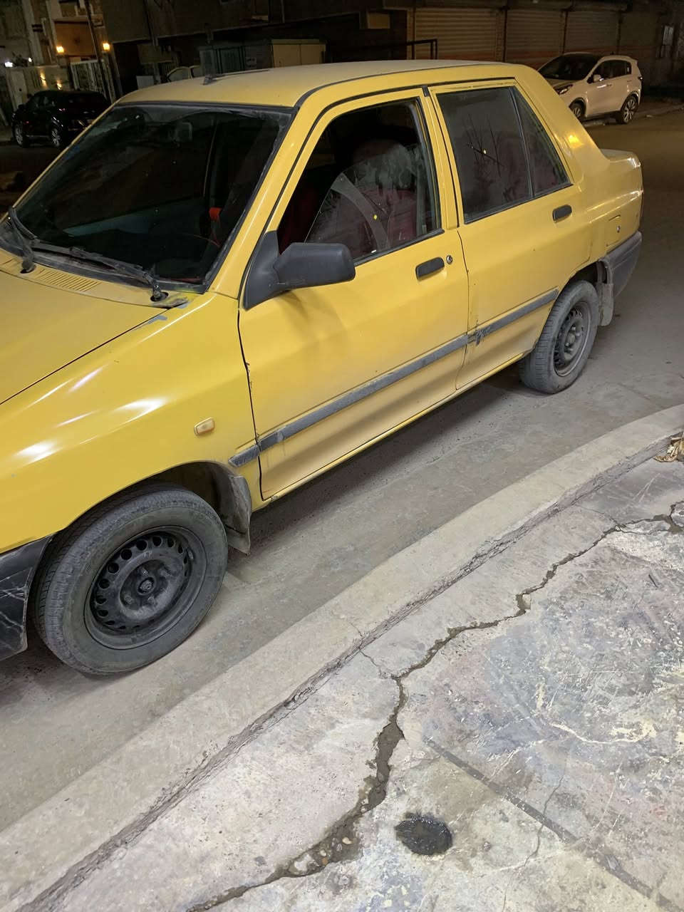 السلام عليكم سايبا موديل 15 مكينه مكفوله مال برايد سياره ب اسمي تحويل ثاني يوم السعر 34 وبيها مجال  للاستفسار***********
