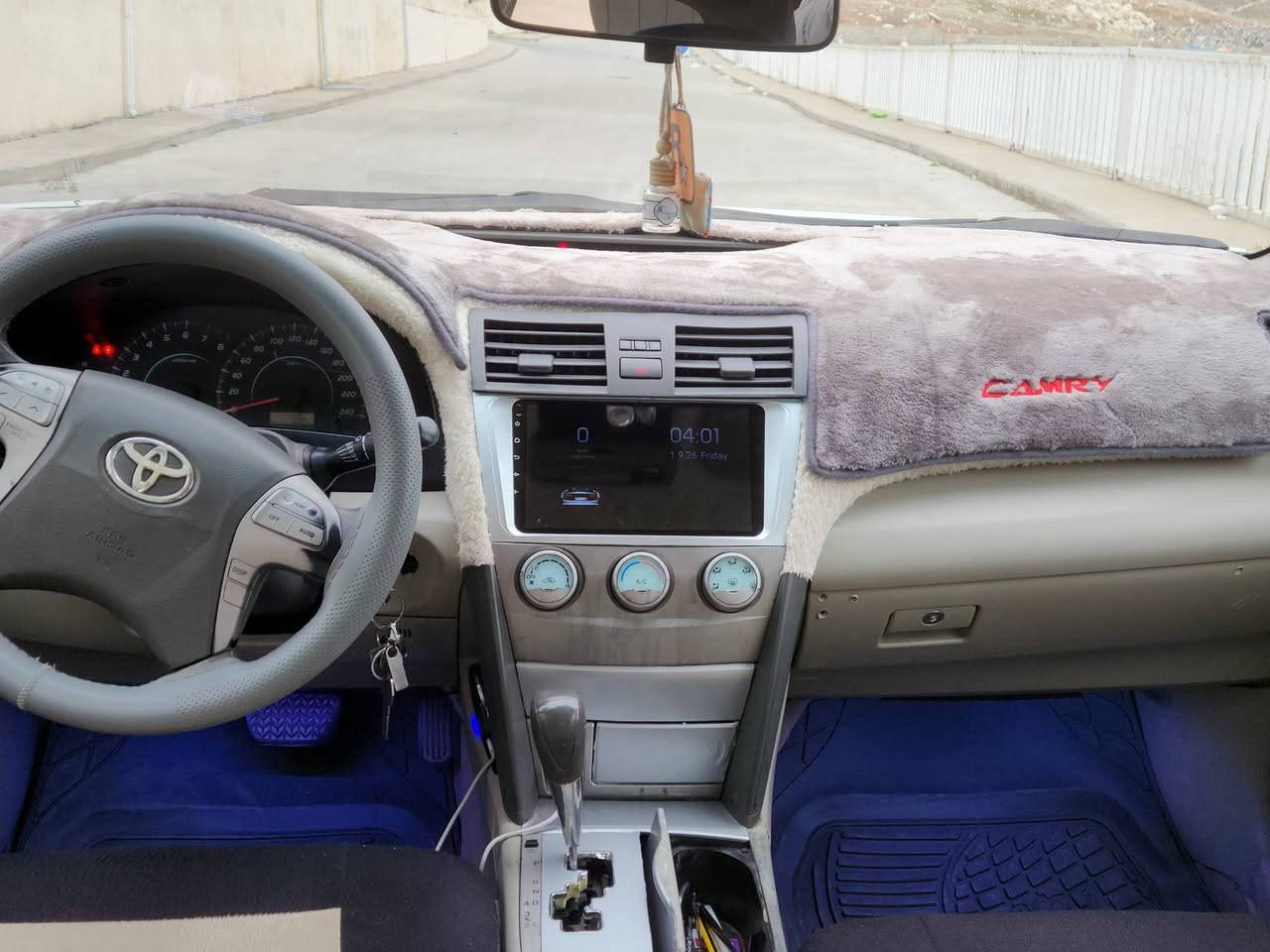 سلاو خواتان ليبيت 
كامرى ٢٠٠٧ خليجى
ساخ ساخ ته كسى دوبه ى كامل بوياخ پيش و بشتى كراوه به ٢٠١١، ته بريت ساردو گه رمى   تايه ى تازه بيشى، كامل تازه گؤراوه گئرومه كينه ى به شه رت، مه كينه ٤ بستن، بيشى جه مپيكى به سيتى هه يه  ،شاشه ئايپات، موس و براوه ى به شه رت، سوكان ڤوليوم ،كاميرا، كامل مه سروف كراوه بئ عه يبه 
 له سليمانيم نرخى ٥٧ گه لاو مه جاليكى برايانه .
***********
