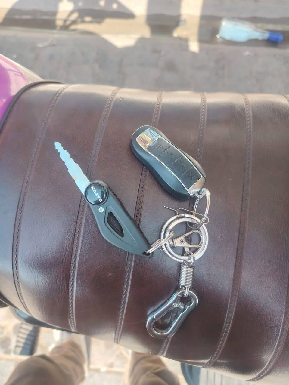 سلام عليكم دايون جبلي دراجه زيرو بعدهي صار 5 اشهر من طلعت بسم العارضي مرقم اربيل مديل 23 طالعه بل 25 مكان نجف سعر 2150 مليونين وميه وخمسين اكرر دراجه زيرو ماماشيه هواي 14 الف ماشيه شخط واحد مابيه شي سويجين ورقمين جاهزه مجهزه يلا وينه اليدور جديد وجاهز


**إذا كنت صاحب هذا الإعلان وتريد حذفه لأي سبب، رجاءا أرسل رسالة إلى الدعم الفني**