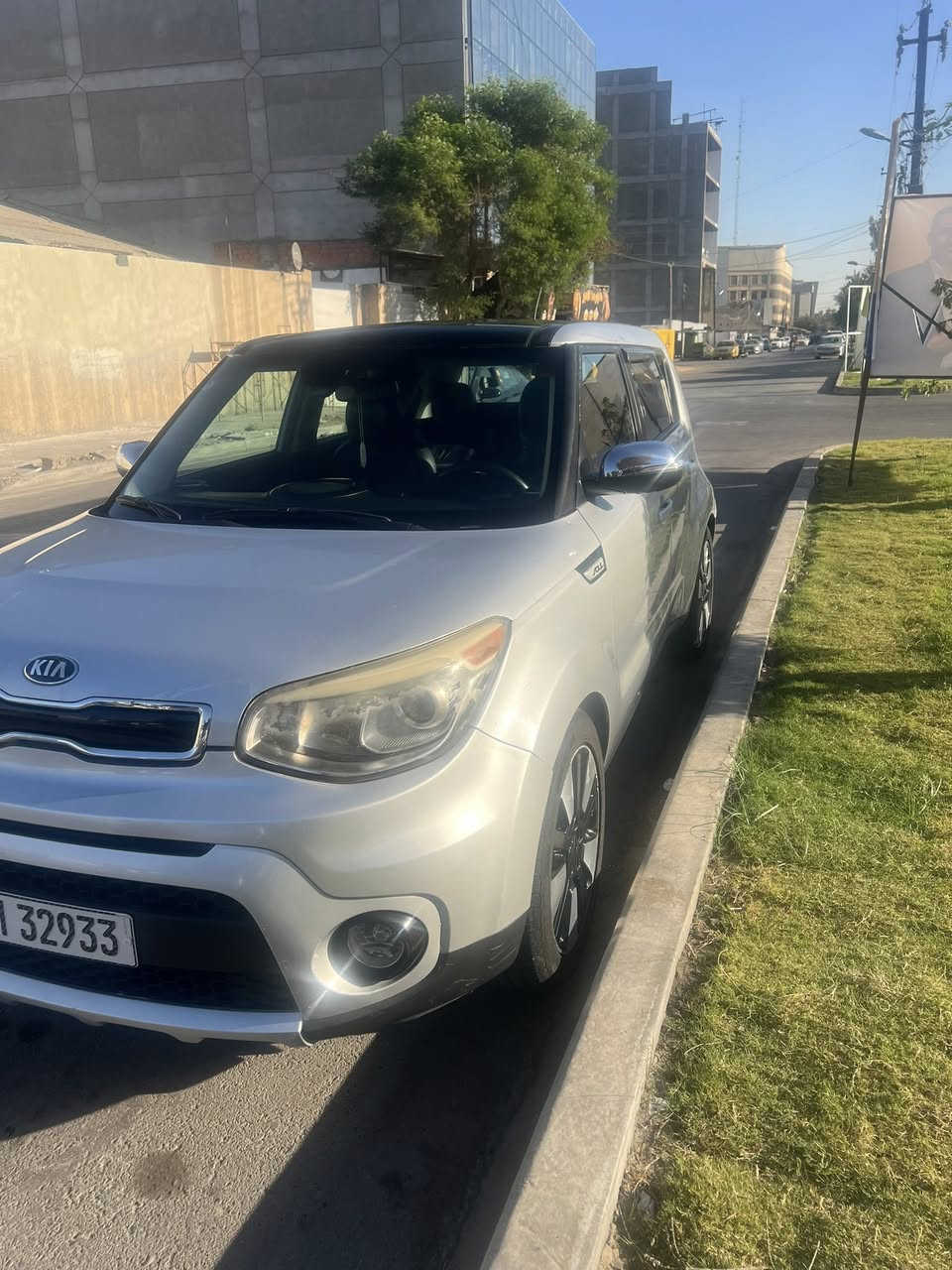 السلام عليكم..
كيا سول ٢٠١٦ وارد امريكي حادثها بأمريكا دعامية فقط وبالعراق بيها صبغ چاملغ وباب خلفي ،
ماشية تقريباً ٧٠ الف ميل ،هزة وسنوية جديدة ،
محرك ٢٠٠٠ فول مواصفات ١/١
بانوراما 
داخل جلد 
تدفئة وتبريد بالكشنات 
تدفئة ستيرن 
نظام تحديد مسار 
رادار امامي
تحكمات ستيرن 
نظام ترحيب 
اشارات بالمري
سستم سماعات بلادي وانارة بالسماعات تفاعلية وية الموسيقى
مكان السيارة بغداد الكرادة 
السعر ١٢٧ 
***********
