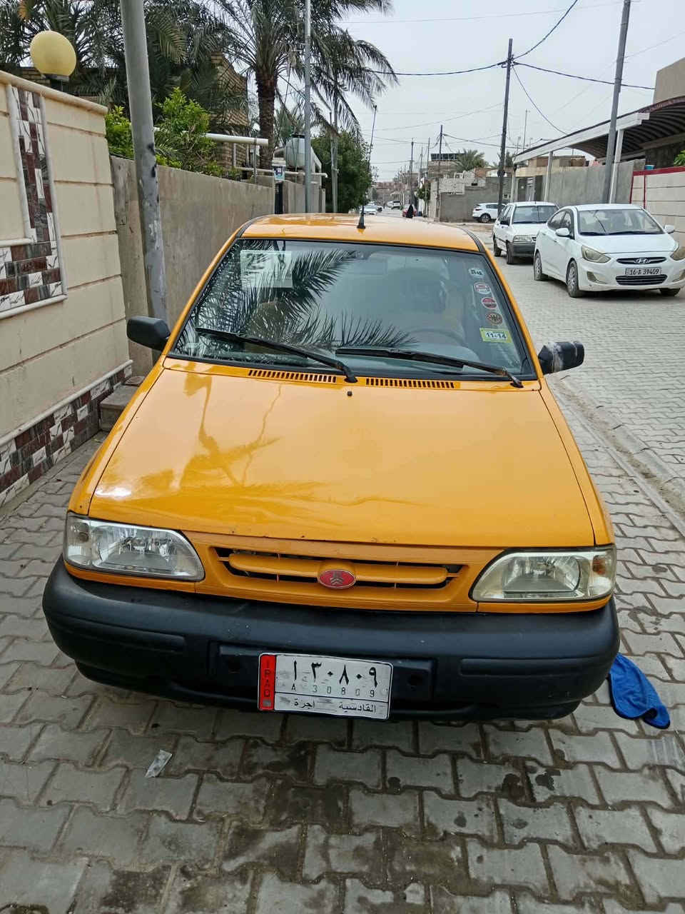 سلام عليكم سايبه ١٨كير ومكينه وتبريد ع شرط سياره كفاله صبغ تبديل بيه طخه وره البركيت الخلفي سياره احله من الصور تخم تاير صار شهر درايمات جدد حداديه نص ونص سنويه لل٢٧ بيه وكاله وعليه خرامات ٤٠٠ تندفع حسب الاتفاق هيئه مصفره مكان دوانيه مركز السعر٤٠$وبيه مجال‏‪***********‬‏ ***********
