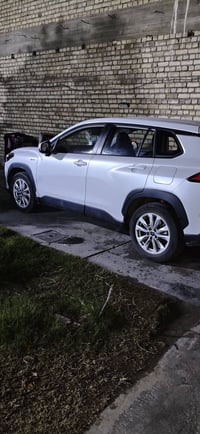 كورلا كروز 2025 ماشية 3000 وشوية بعدها على وضعية الشركة مكوفله حتى من ...