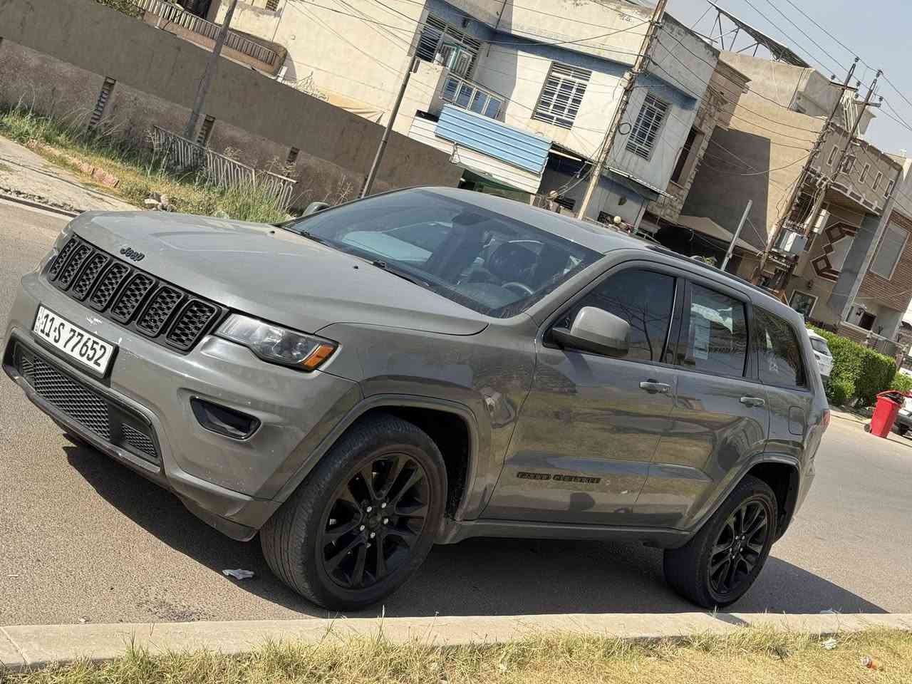 جيب موديل 2020 امريكي بلاك توب
حادثه بجم وتصليح كلش منتاز 
سياره مابيهه اي نقص تبريد انجماد 
موصفات هواي بيهه  لون اسمنتي مميز وبيهه تضلل كامل السياره
باسمي تمويل مباشر سعرهه 188 ورقه وبيهه مجال بسيط مكاني السيديه ***********
