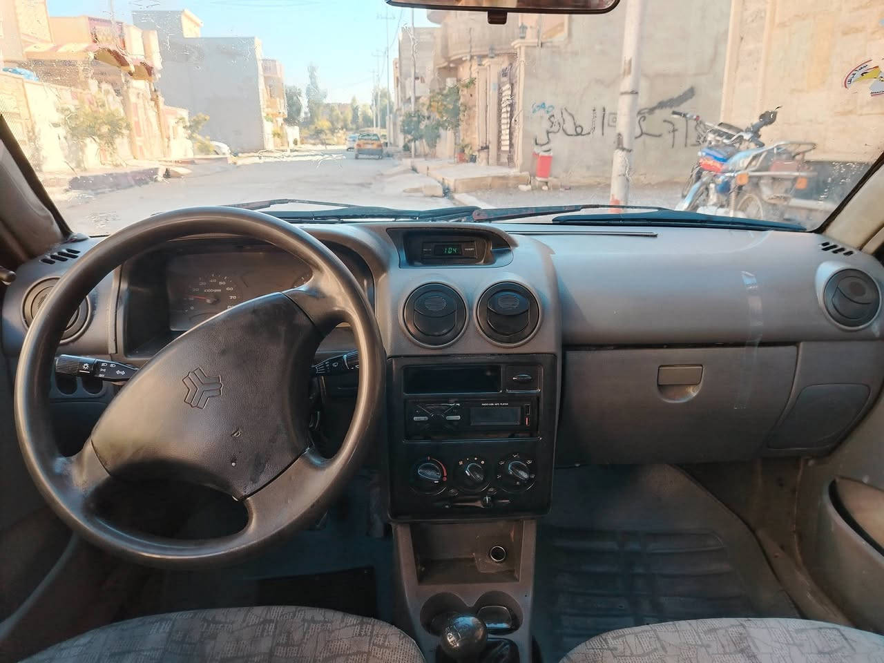 سايبا موديل ٢٠١٢
رقم نينوى الماني
ضررها اربع قطع جاملغات ثنين وبوند
محرك جديد
بدون تبريد 
شرط الوكالة والتحويل 
السعر ٢٥وبيها مجال
رقم الموبايل ***********
