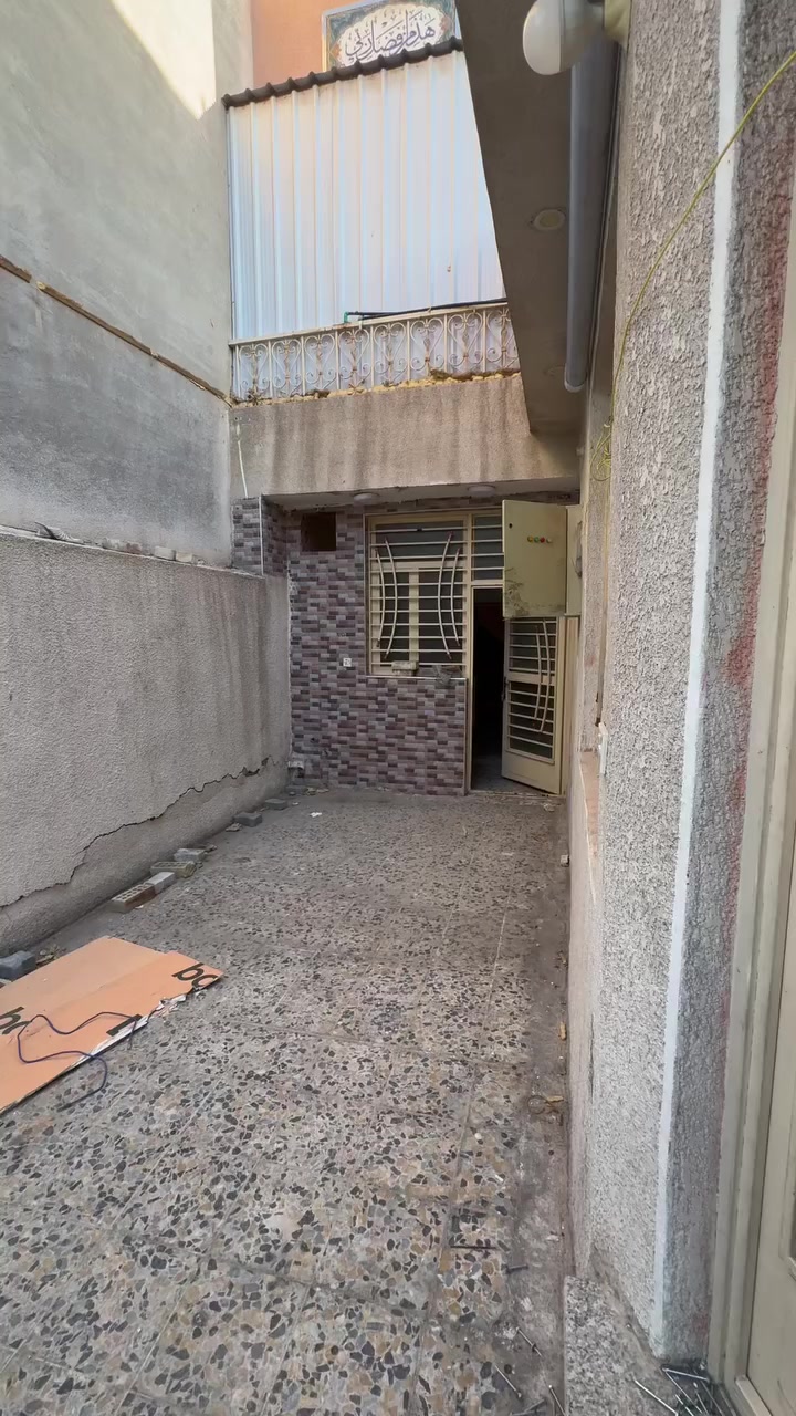 بيت گبير للأيجار في القاهره يحتوي على مدخلين واستقبال ومطبخ وغرفتين نوم في الطابق الارضي وحولي كبير في الطابق الثاني وغرفه نوم في الطابق الثاني للأستفسار***********
