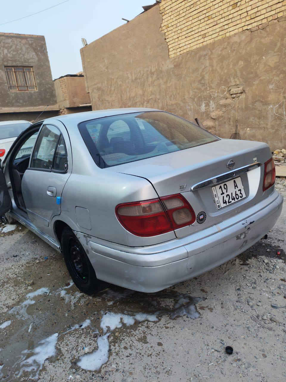 سني ياباني اصل ممحور  موديل 2001رصاصي فضي رقم كربلاء رقم وهزه وسنويه جديده تحويل وين متحب سياره بدون حادث صبغ جماليه كير محرك صدر كله جديد تخم تاير باتري جديد     سعر 68 
***********
