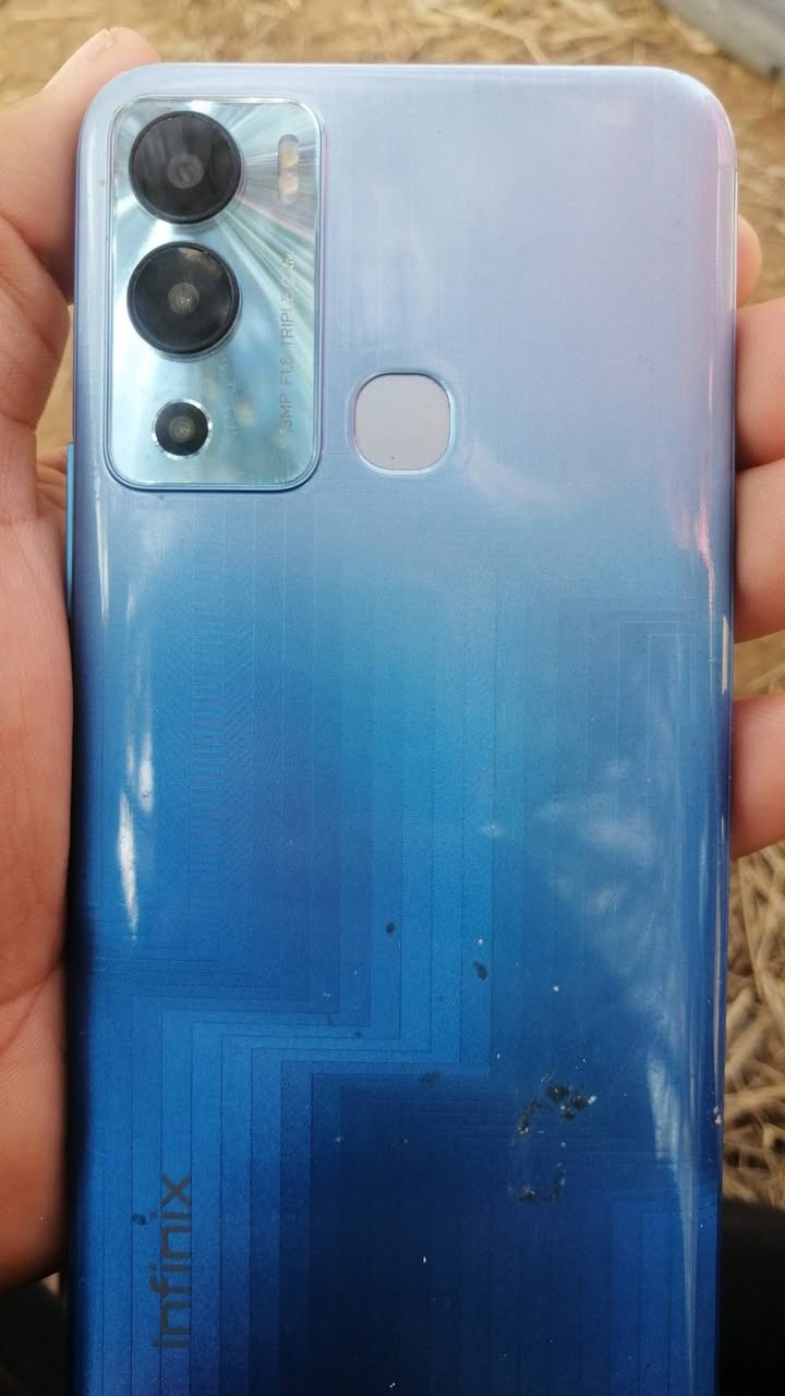 السلام عليكم ورحمة الله وبركاته
يوجد  جهاز تلفون
نضيف نوعيته انفنكس
الذاكرة 64 العشوائية 8
المكان ناحية الفرات 
السعر خاص


**إذا كنت صاحب هذا الإعلان وتريد حذفه لأي سبب، رجاءا أرسل رسالة إلى الدعم الفني**