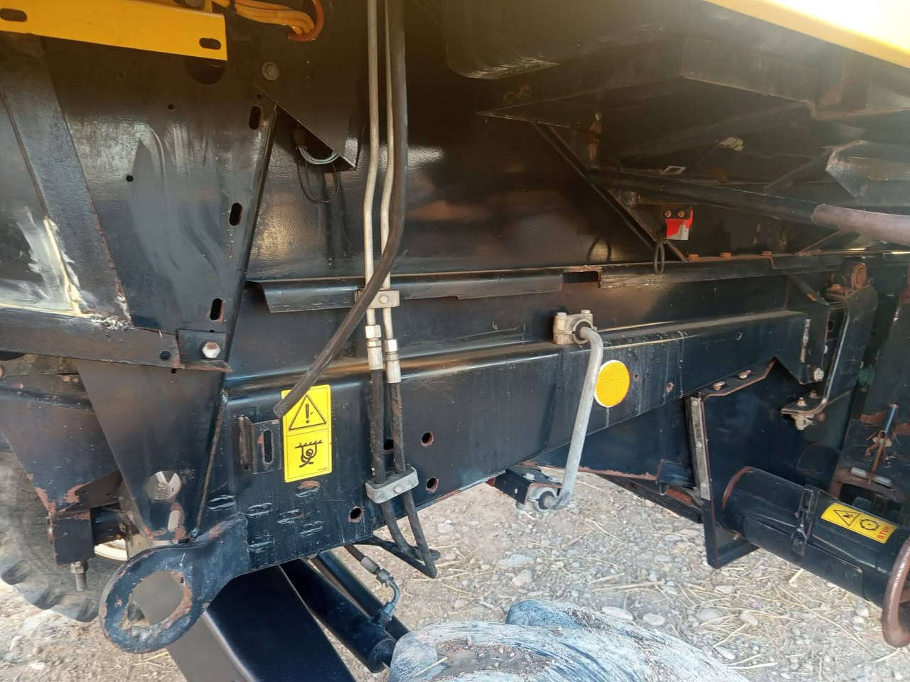 سلام علیکم لبیع حاصودة مودیل ٢٠١٣  حجم ٥٠٤٠  مسلف عندي وکالة راعي مشتغل ١٨٠٠  محرك گیر أکسل معمل   مامفتوح کفالة رقم أتصال ***********
