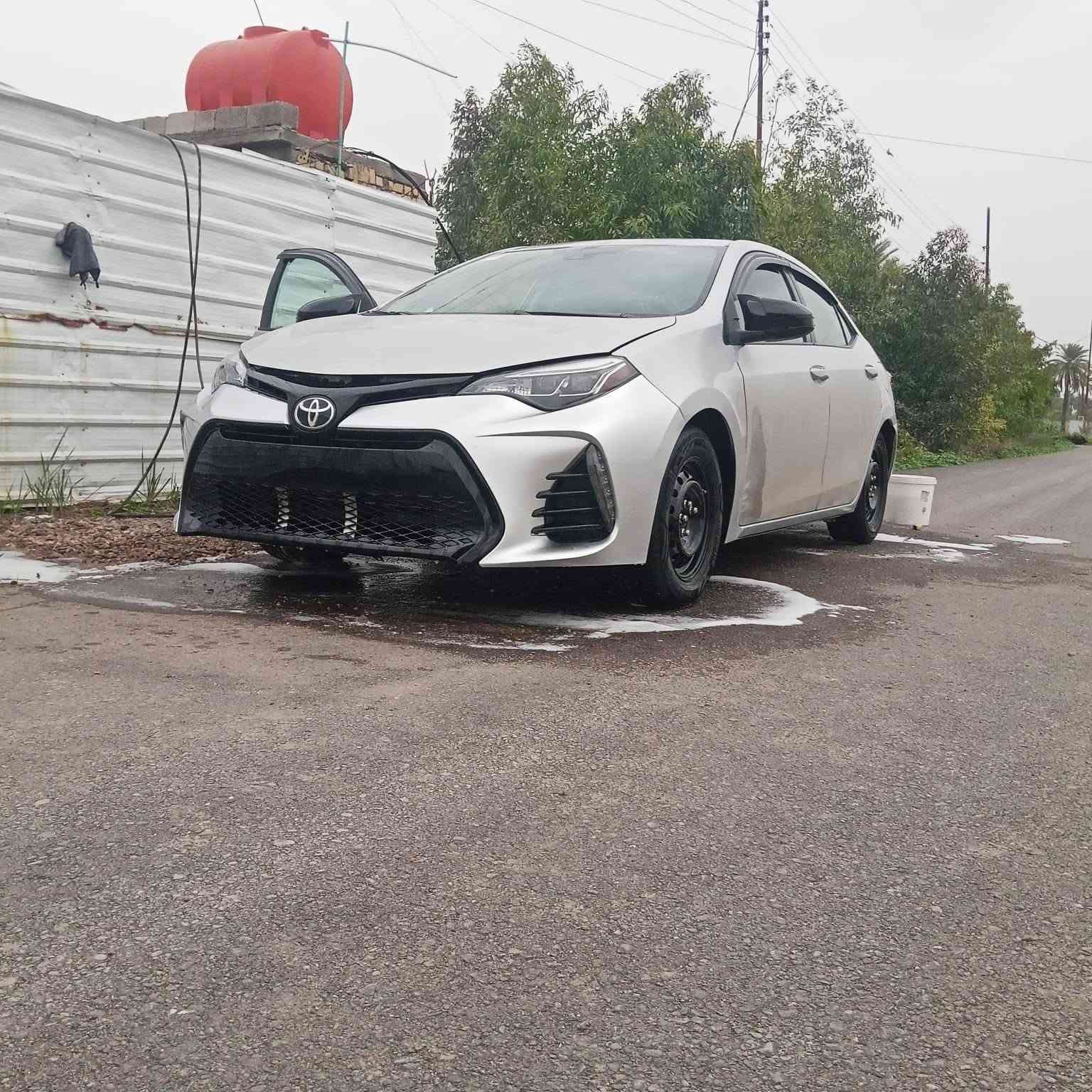 سلام عليكم كورلا للبيع وارد أمريكي موديل 2018حادثهة بجم ماشيه 135رقم جديد انكليزي انبار سياره جاهزه وخير من الله تخم تاير جديد منضومه تبريد جديد داخل لونين السعر 110وبيهة مجال استفسار ***********واتساب موجود
