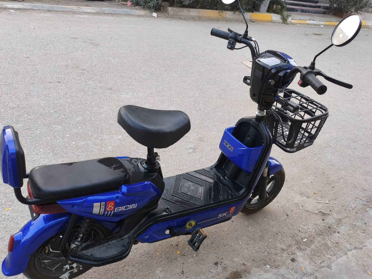 للبيع دراجه شحن قياس 24 سعرها 250 وبيه مجال المكان الاسكان الصناعي


**إذا كنت صاحب هذا الإعلان وتريد حذفه لأي سبب، رجاءا أرسل رسالة إلى الدعم الفني**