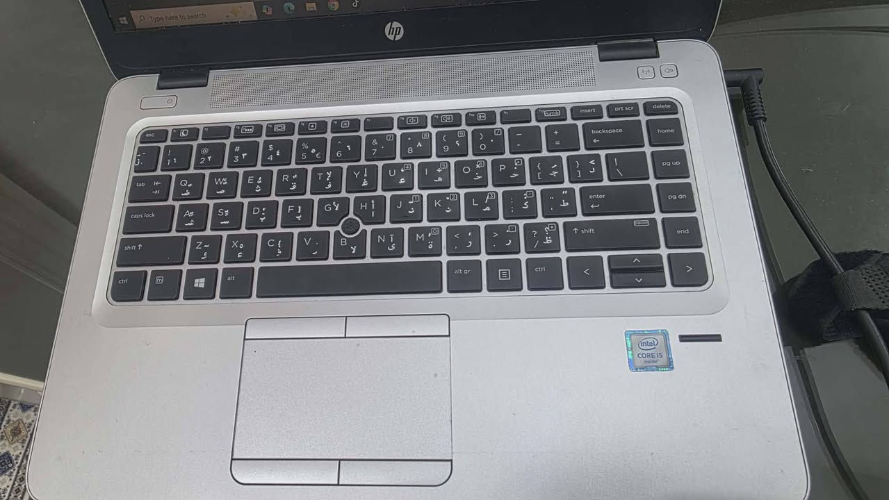 السلام عليكم 
حاسبة نوع لابتوب Hp نضيفة جدا 
مواصفات الحاسبة 
معالج Ci5 جيل 6 سرعة 2.30GH
كارت شاشة مدمج 
رامات 8GB
تخزين 256
نضام التشغيل ويندوز  10  64bit
كامله الملحقات الشاحن مع حقيبه .
مناسبه جدا للدراسه وللبحوث الجامعية
السعر ٢٢٥
لعنوان حي الجمعيات


**إذا كنت صاحب هذا الإعلان وتريد حذفه لأي سبب، رجاءا أرسل رسالة إلى الدعم الفني**