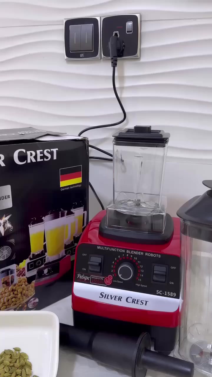 طلب خاص جديد ب الباكيت
خلاط سيلفر كريست مع مطحنة الالماني🇩🇪💥

خلاط متين جدا صنع شركة سلفر كريست الالمانية 🇩🇪
يقوم بتحضير الطعام بسرعة (الخضار والفاكهة والحبوب الصلبة) بسهولة دون الحاجة لاستهلاك الوقت والجهد ليكون المعاون الأساسي لكِ في العزومات. 💥💥💥

✅الماركة :- سلفر كريست
✅الطاقة :- 4500 وات
✅الحجم :- 49*21*20 سم
✅صناعة : الماني 🇩🇪 
✅العبوة تحتوى على✅

💥خلاط سلفر كرست مع مطحنة💥
✅المميزات ✅
✔️ قوي ومتين
✔️ الشفرات متينة ومصنوعة من الستانليس ستيل عالي الجودة وحاد القاطع. 
✔️يمكنه تقطيع وفرم العديد من الحبوب والخضراوات والفواكه ومزج اللحوم
✔️الوعاء مصنوع من التريتان فائقة القوة غير قابل للكسر. سعته كبيرة: 
✔️ يمكنك عصر حتى 2 لتر من الطعام في المرة الواحدة. يمكن ضبطه وتعديله: 
✔️ متغير السرعة يمكن ضبطها. 
✔️ يمكن لسرعته أن تصل إلى 32 ألف دورة في الدقيقة. يعمل بالكهرباء: 
✔️ يعمل بمحرك4500 واط
#الاصلي المنشأ الماني 🇩🇪 
السعر 35
توصيل لجميع المحافظات العراق 4


**إذا كنت صاحب هذا الإعلان وتريد حذفه لأي سبب، رجاءا أرسل رسالة إلى الدعم الفني**