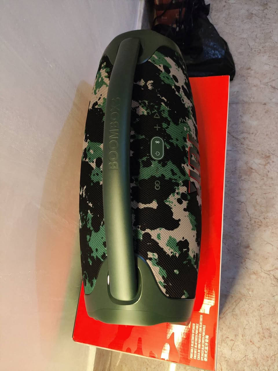 سبيكر JPL بوم بوكس 3 كامل ملحقات ضمان متاجر 3 استخدام قليل كلش نضيف متوزي علة بيعتة سعر خاص ارخص من سوك
مكاني نجف حي النداء موجود توصيل جميع محفضات


**إذا كنت صاحب هذا الإعلان وتريد حذفه لأي سبب، رجاءا أرسل رسالة إلى الدعم الفني**