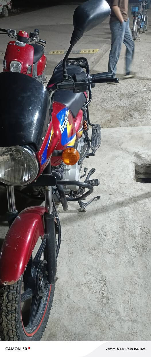 السلام عليكم 
دراجه بوكسر 2021 مكفوله والأوراق كامله
السعر 850 
الإتصال ع الرقم ‏‪***********‬‏
مكلف بالنشر....
