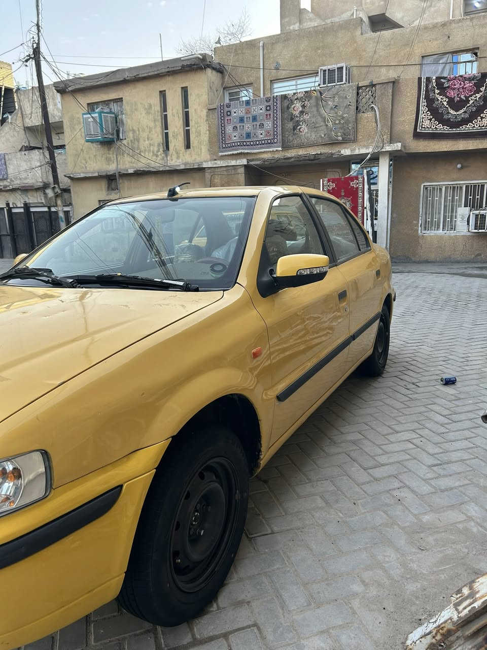 السلام عليكم شباب سمند 2010 للبيع تخم تاير صدر حداديه كله جديد قبل سبوع شديتهن صدر امام خلفي جديد بيها بس المشط بي طربگه المكينه بيها كور جديد بلكات نوزلات فيتبم كله جديد كهربائياتها كلها كامله غرفتها جديدها كلج جديد السياره خير من الله بيها دوس وهلالات معمره وخشم البنيد فقط السياره بسمي الرقم الحديث السياره عارضها ب35 وبيها مجال مكاني بغداد الجديده ***********
