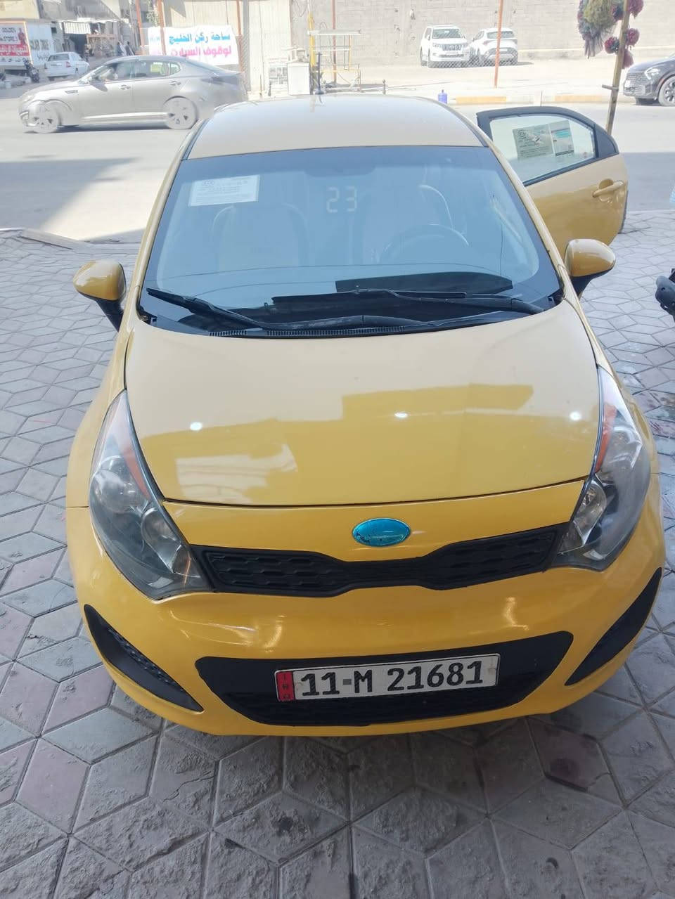 .السلام عليكم 
ريو موديل 14 الحادث جملغ بنبد بدون دوخل فقط باقي كفاله.  كير محرك تبريد مكينه كفاله عامه 
محرك1600 رقم بغداد نكليزي سنويا جديد تحويل ثاني 
سياره جديد معنا الكمله بل عافيه ياخذها سياره 
سعار سياره 70بي مجال حك جيتك العمله 
العنوان بغداد الجديد نتصل تدلل على رقم 
ما متوجد على 
***********
