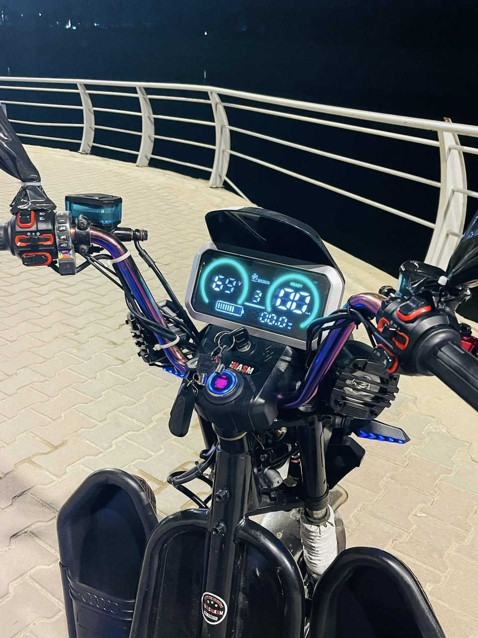 البيع ماطور شحن هيوشه موديل 2025 بعد جديد مستخدم شي قليل سته باتري بعده جديده فول والك الفحص سعر650 وبي مجال رقم ***********
