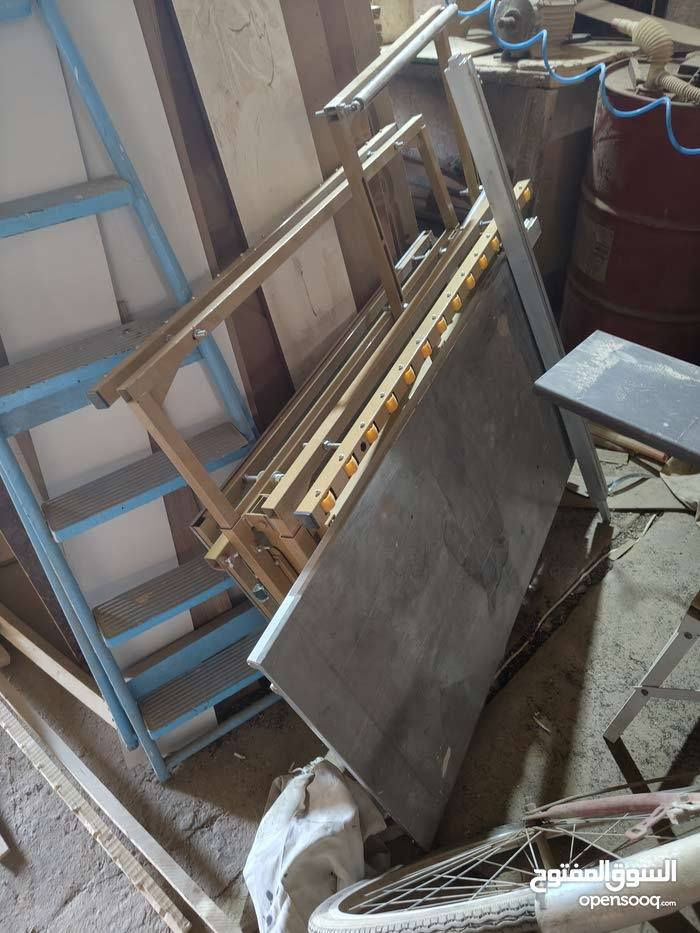 كتر منشار طاولة صيني
للبيع نظيف شغال 
السعر 750وبي مجال 
للشراي 
كربلاء المقدسة 
***********
***********
