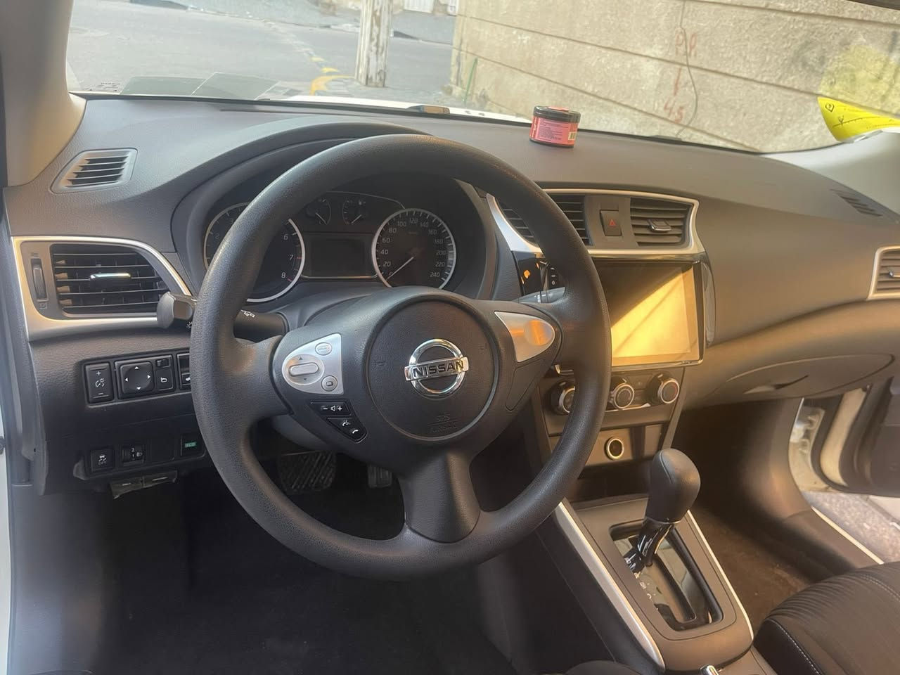 السلام عليكم اخوان
نيسان سنترا 2025 ماشيه 3000 كفاله عامه من كلشي سياره بحاله الزيرو ما عده بارد بخشم المدكر مكينه 1600 رقم اربيل تريد وكاله تريد تحويل شاشه كار بلاي قطعتين تبريد والمواصفات الباقيه معروفه مكان السياره البصره .السعر 127وبيها مجال قليل  شراي يتصل وبلخدمه ***********
