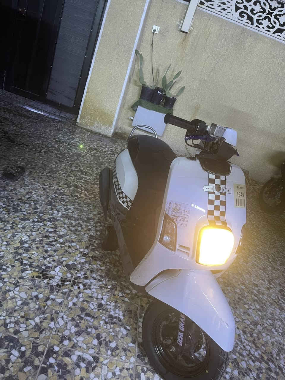 سلام عليكم بوليس نوزل بلاديه كفاله مابيهه نقص جاهزه سعره ٤٥٠
مكان العبيدي
‭٠٧٧٢ ٦٦١ ٤٤٣٤‬
