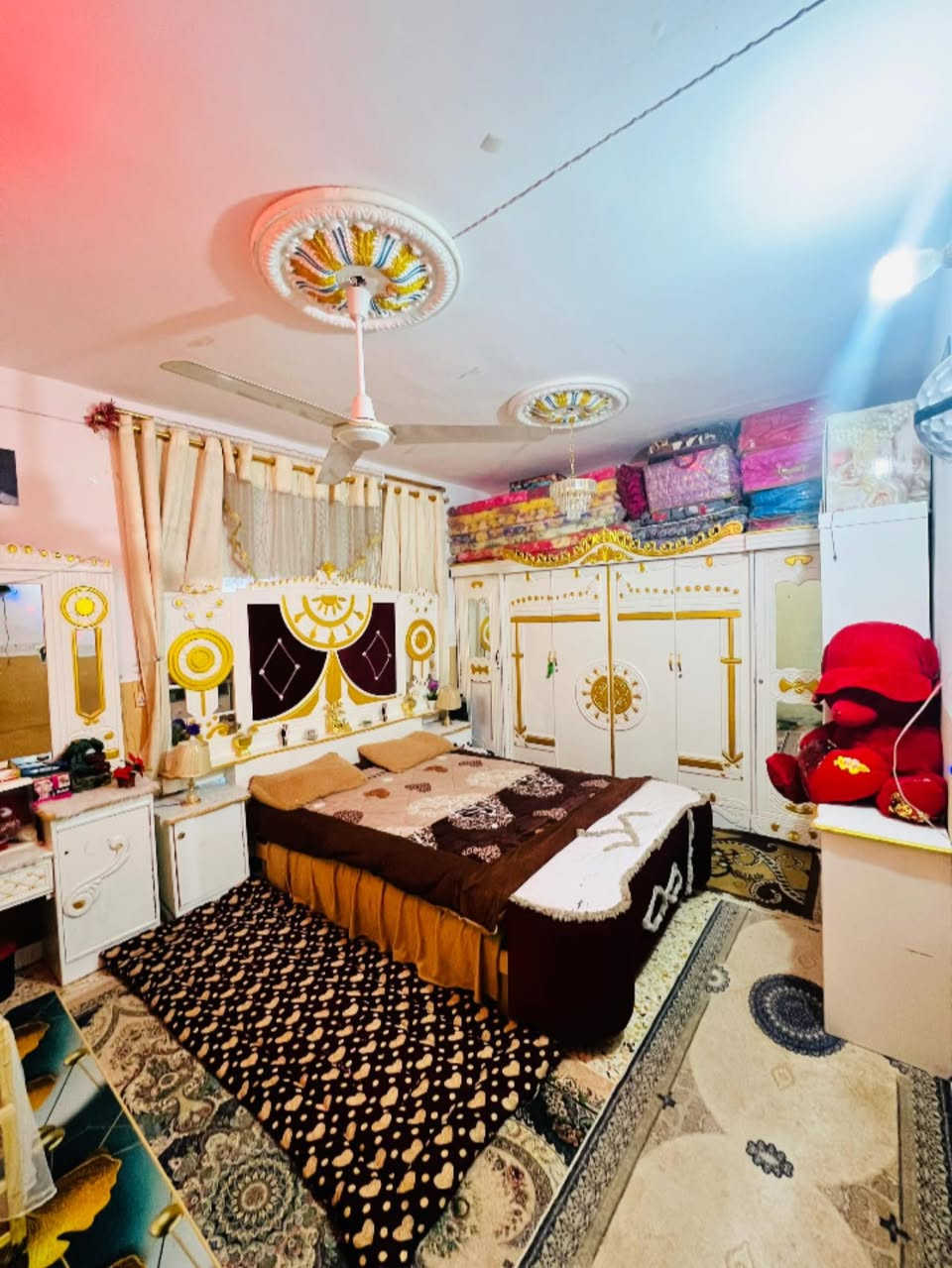 ‏سلام عليكم للبيع***********
