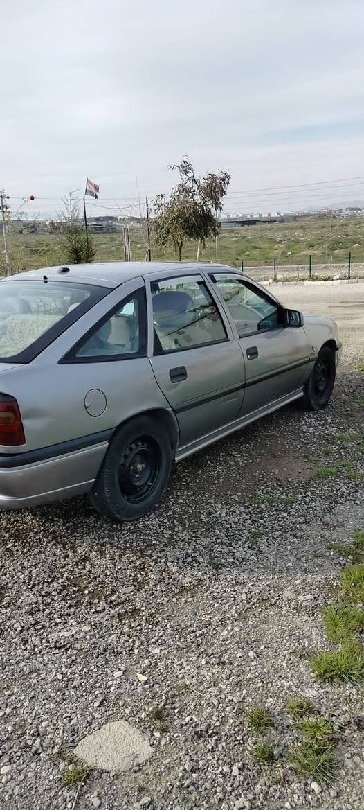 ئۆپڵ ڤیکترا مەکینە بیست گێڕ ئتۆماتیک 
ڕەقەم سلێمانی 
بۆفرۆشتن یا گۆڕینەوە بەئاڤانتی 
نرخ 42 معامەلە
ژم.***********
