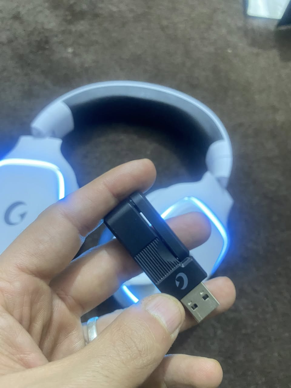 سماعة كيمنك بهل شكل وتصير بلوتوث
السعر ٤٠ الف


**إذا كنت صاحب هذا الإعلان وتريد حذفه لأي سبب، رجاءا أرسل رسالة إلى الدعم الفني**