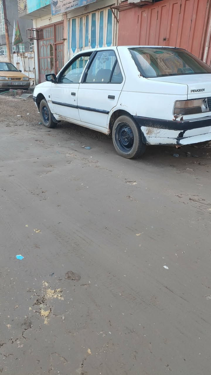 بيجو روى موديل 2009 بلاديه باسمي مكفوله تبريد بلادي 
رقم قادسيه ألماني 
السعر 22 ورقه 
للاتصال ‏‪0786 482 4292‬‏
