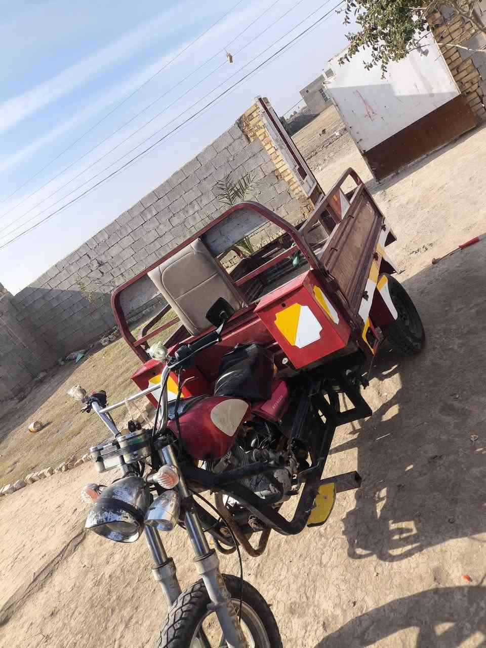 للبيع موديل 20 بشهر ل10مكينه 23 مبدل كور بس مكفولة من لحيم والأوراق مكاني بلفجر ب1350وبيها مجال  للمعلومه لستوته مامغسوله أبد 
اتصل***********
